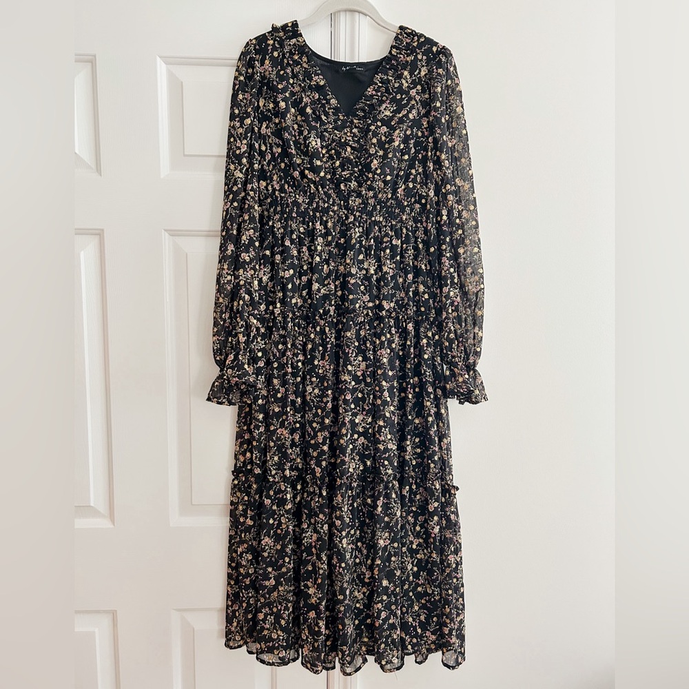 NWOT Black & Gold Maxi Dress size Medium